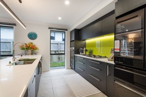 Photo of property in 52 Atherton Terrace, Churton Park, Wellington, 6037