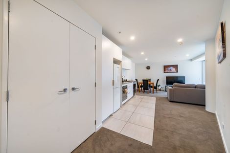 Photo of property in Pinnacle Apartments, E605/160 Victoria Street, Te Aro, Wellington, 6011
