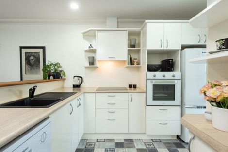 Photo of property in 27 Bell Street, Judea, Tauranga, 3110