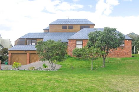 Photo of property in 114 Ranfurly Road, Whangamata, 3620