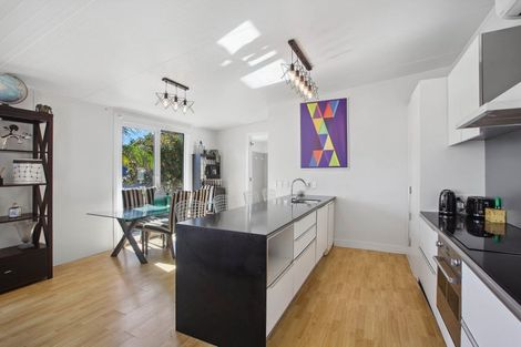 Photo of property in 15a Sea View Terrace, Cockle Bay, Auckland, 2014