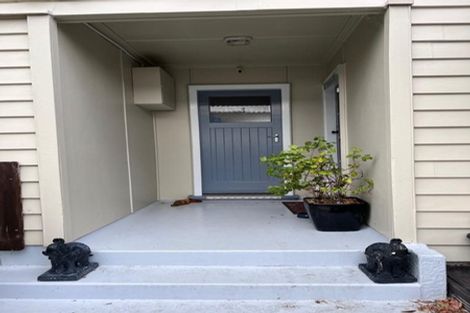 Photo of property in 106 Whites Line East, Waiwhetu, Lower Hutt, 5010