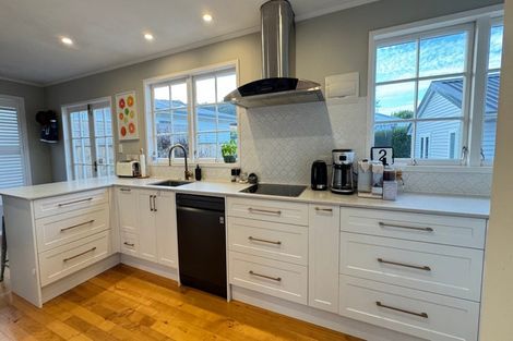 Photo of property in 2 Karamea Grove, Wainuiomata, Lower Hutt, 5014