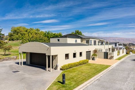 Photo of property in 1 Hawkdun Place, Bridge Hill, Alexandra, 9320