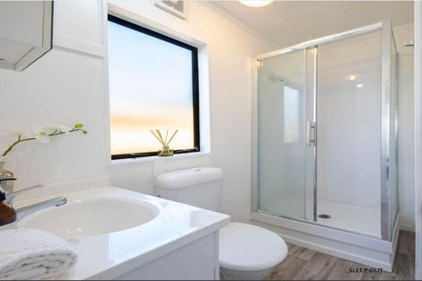 Photo of property in 1/80 Glengarry Road, Glen Eden, Auckland, 0602