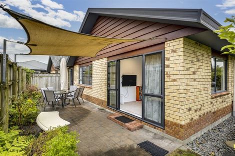 Photo of property in Parkvale Estate, 1232/7 Howard Street, Parkvale, Hastings, 4122