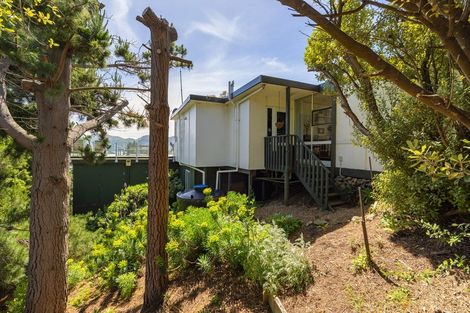 Photo of property in 17 Athol Place, Diamond Harbour, Lyttelton, 8971