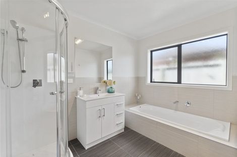 Photo of property in 20 Sirius Crescent, Rototuna North, Hamilton, 3210