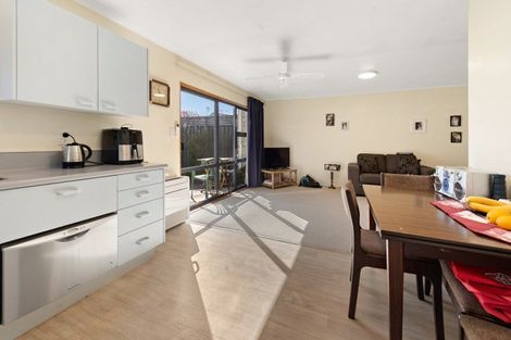 Photo of property in 15a Canning Street, Gore, 9710