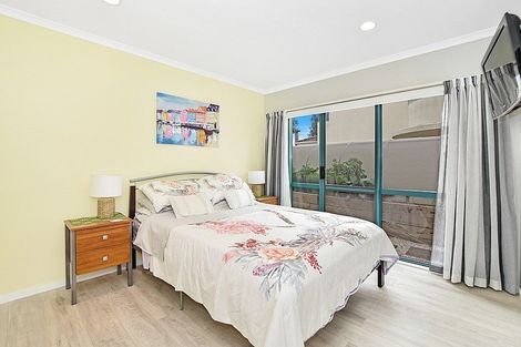 Photo of property in 26a Sunbrae Grove, Mount Maunganui, 3116