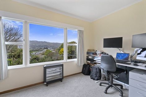 Photo of property in 28 Saint Johns Terrace, Tawa, Wellington, 5028