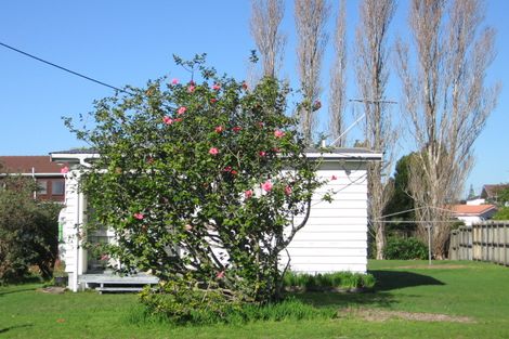 Photo of property in 28 Pine Road, Orewa, 0931