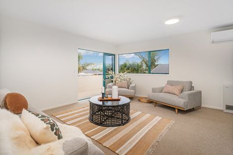 Photo of property in 10 Protea Crescent, Whitianga, 3510