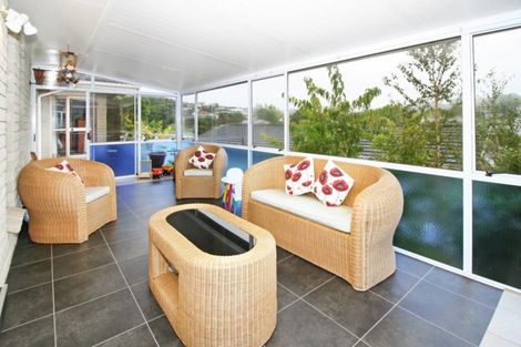 Photo of property in 49 Cumberland Street, Merrilands, New Plymouth, 4312