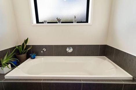 Photo of property in 61 Longcot Drive, Rolleston, 7615