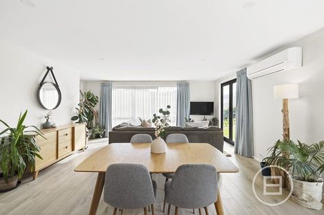 Photo of property in 16 Soudley Court, Jacks Point, Queenstown, 9371