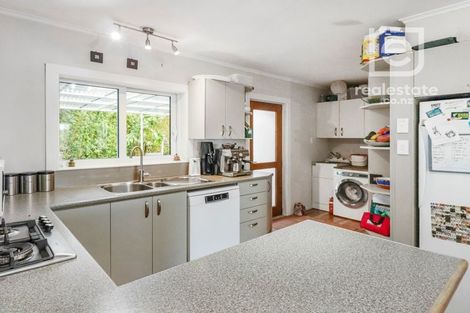 Photo of property in 95 Wallace Road, Mangere Bridge, Auckland, 2022