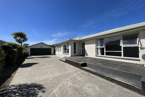 Photo of property in 8 Cob Crescent, Woolston, Christchurch, 8062