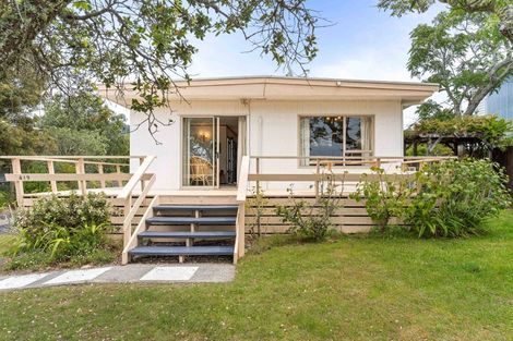 Photo of property in 419 Linton Crescent, Whangamata, 3620