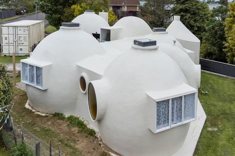 Photo of property in 17 Chartwell Drive, Eltham, 4322