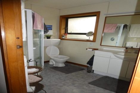 Photo of property in 22 Liverton Crescent, Bishopdale, Christchurch, 8053