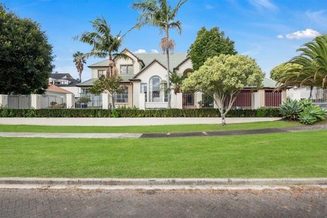Photo of property in 23 Grammar School Road, Pakuranga, Auckland, 2010