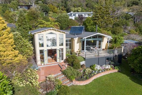 Photo of property in 52 Irvine Road, The Cove, Dunedin, 9077