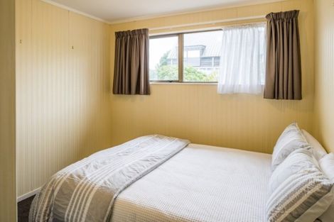 Photo of property in 10 Tremaine Place, Camborne, Porirua, 5026
