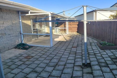 Photo of property in 14f Wesley Street, South Dunedin, Dunedin, 9012