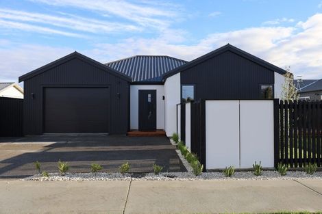 Photo of property in 4 Samuel Place, Queenwood, Hamilton, 3210