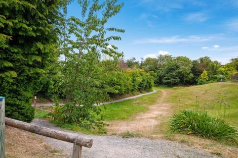 Photo of property in 4 Boojum Dell, Kinloch, Taupo, 3377