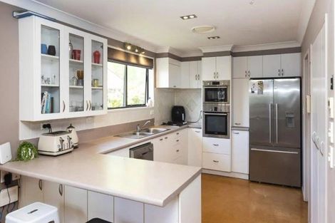 Photo of property in 52 Parkstone Avenue, Ilam, Christchurch, 8041