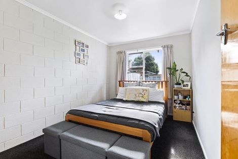 Photo of property in 7/289 Carrington Street, Vogeltown, New Plymouth, 4310