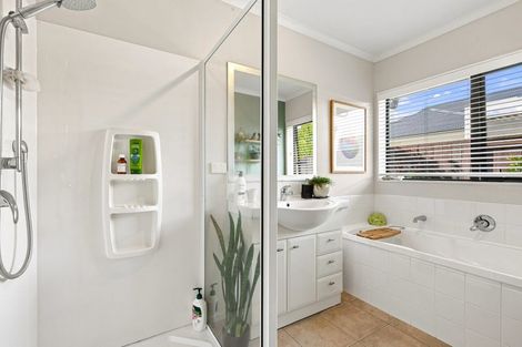 Photo of property in 108 Victory Drive, Wharewaka, Taupo, 3330