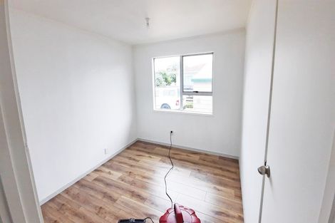 Photo of property in 56 Tabitha Crescent, Henderson, Auckland, 0612