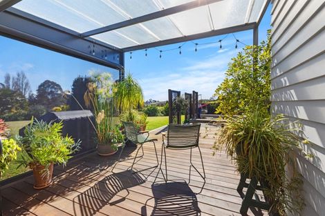 Photo of property in 49 Oceana Drive, Welcome Bay, Tauranga, 3175