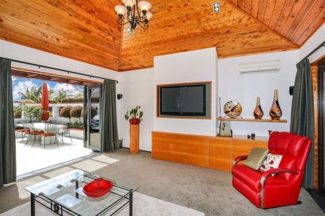 Photo of property in 24 Grace James Road, Pukekohe, 2120