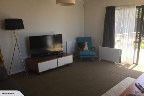 Photo of property in 9 Denarius Lane, Glendene, Auckland, 0602