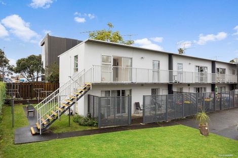 Photo of property in 10/41 Anzac Road, Browns Bay, Auckland, 0630
