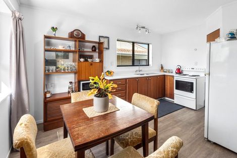 Photo of property in 11 Third Avenue, Avenues, Whangarei, 0110