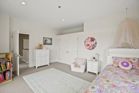 Photo of property in 25 Patterson Road, Hurworth, New Plymouth, 4310