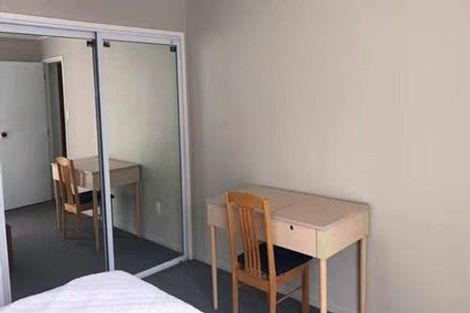 Photo of property in 9 Bonito Place, Bayview, Auckland, 0629