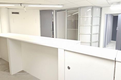 Photo of property in 122 Victoria Avenue, Hokowhitu, Palmerston North, 4410