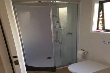 Photo of property in 23 Helleur Road, Massey, Auckland, 0614