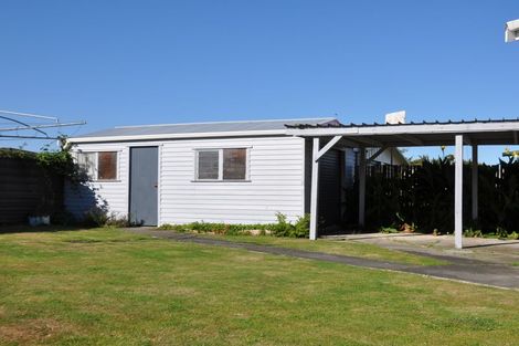 Photo of property in 69 Apollo Parade, Milson, Palmerston North, 4414