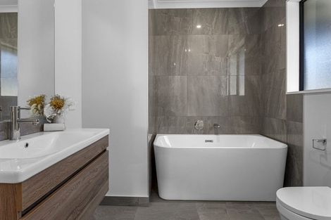 Photo of property in 31 Tara Crescent, Woodend, 7610