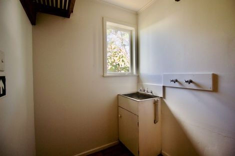 Photo of property in 5 Norman Road, Titirangi, Auckland, 0604