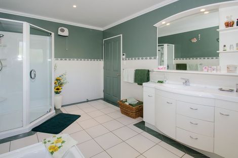 Photo of property in 199 Old Brighton Road, Fairfield, Dunedin, 9076