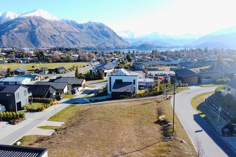 Photo of property in 10 Tuke Lane, Wanaka, 9305