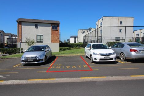 Photo of property in St Claire Village, 146/172 Mcleod Road, Te Atatu South, Auckland, 0610